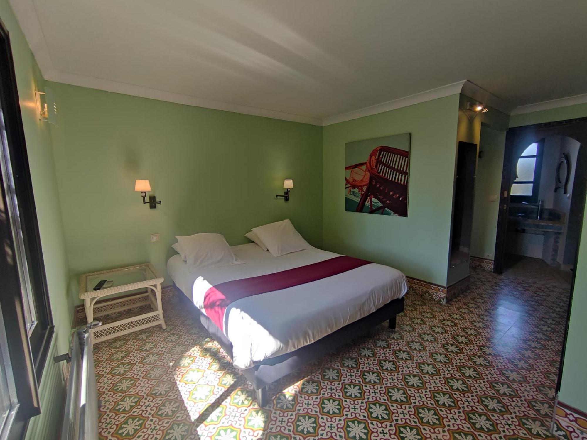 Chambre Emeraude, Riad 9 Couple Only Au Village Naturiste 阿格德 外观 照片